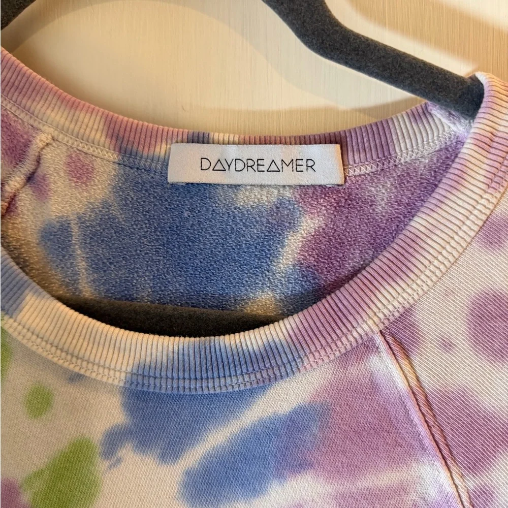 Daydreamer tie dye sweatshirt! Size Medium! - Picture 3 of 4